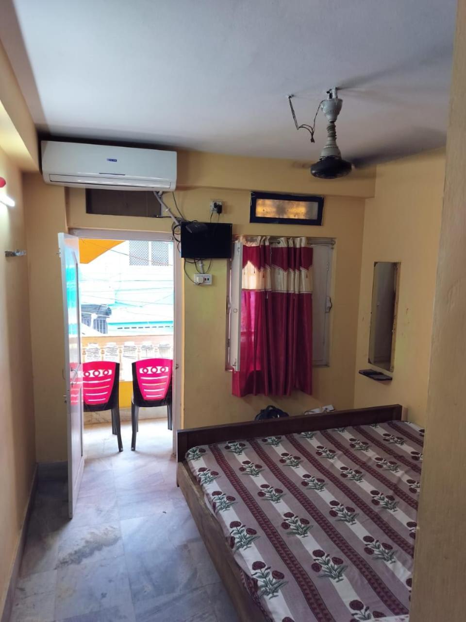 Tripureswari Guest House Puri Quarto foto